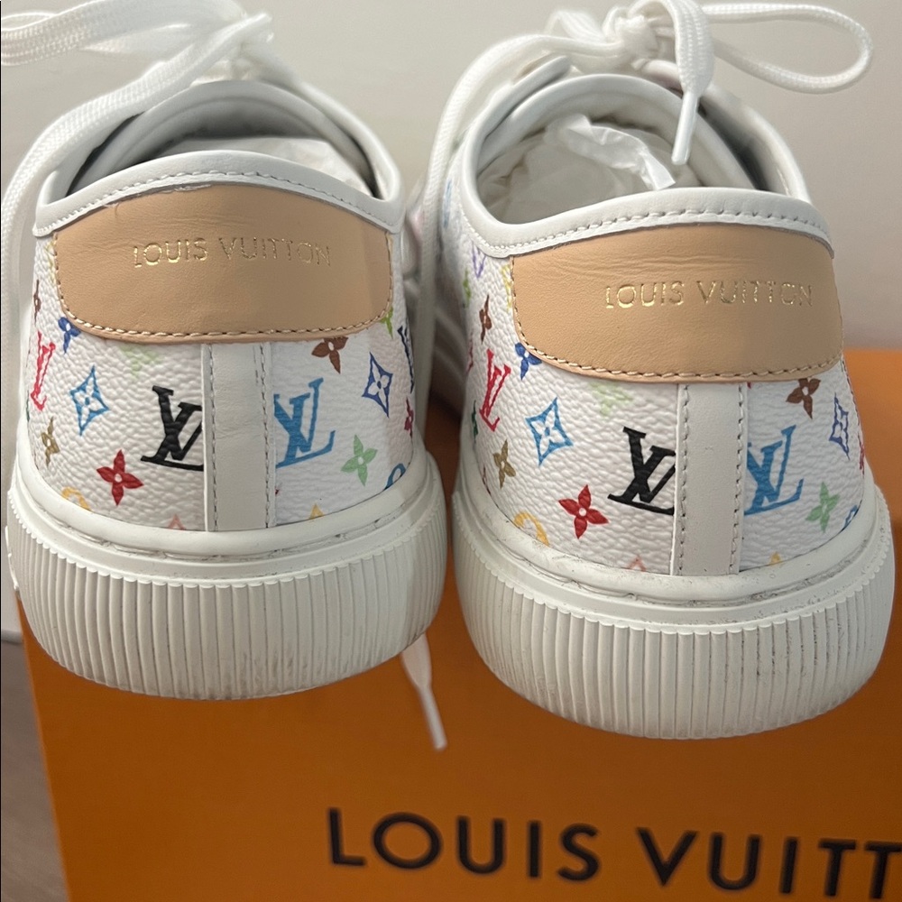 Louis Vuitton White Murakami Low-Top Sneakers with Multicolor Monogram size 39.5 - Picture 4 of 5